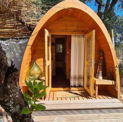 Atypique Le Pod Au Coeur Du Maquis Lodge *