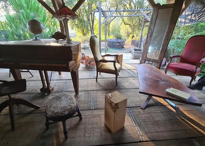 Atypique Le Pod Au Coeur Du Maquis Lodge *